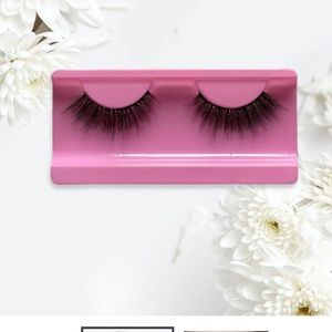 3D Lashes style Barbie